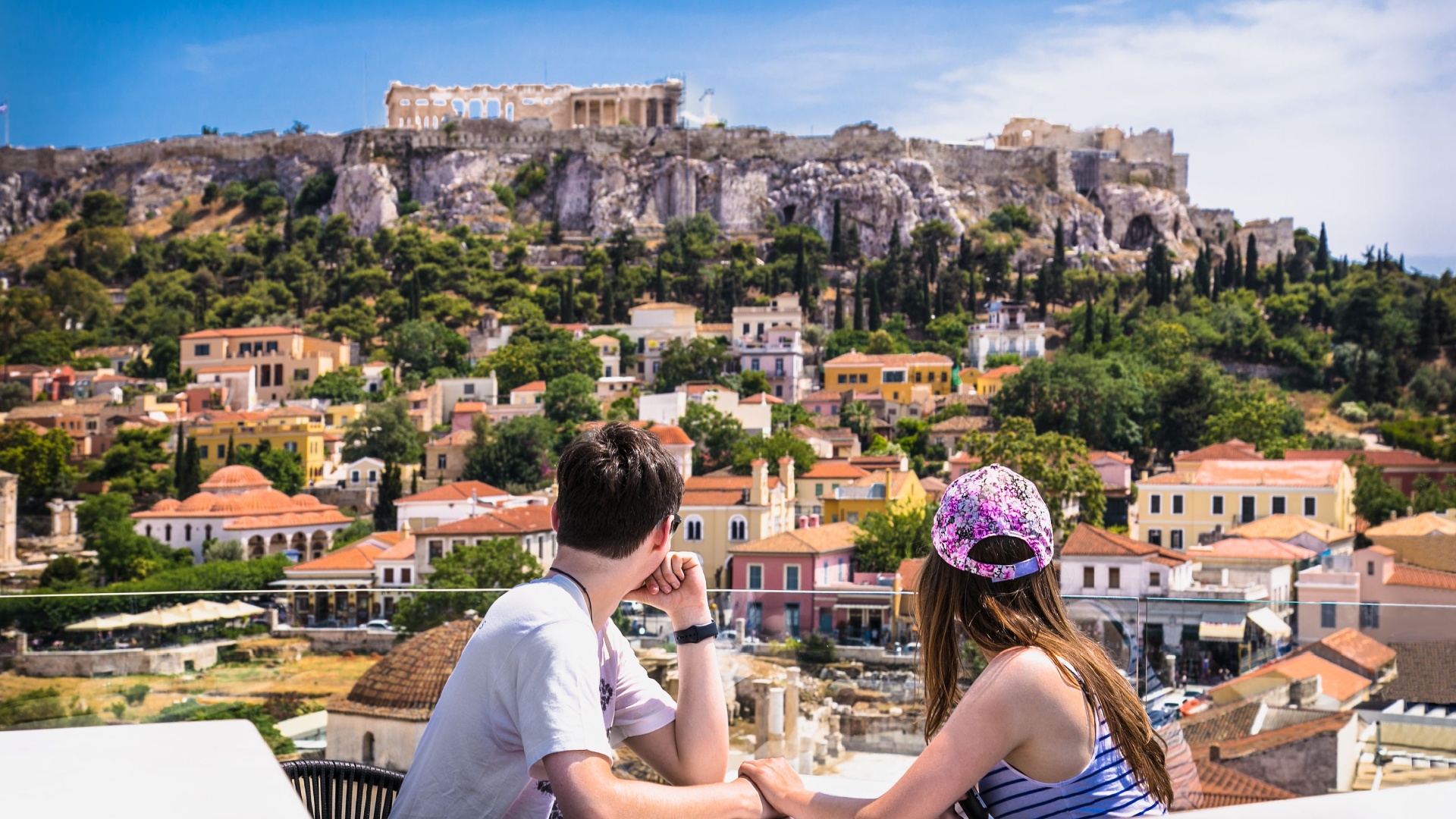 Athens_Couple_See_Acropolis_TGR