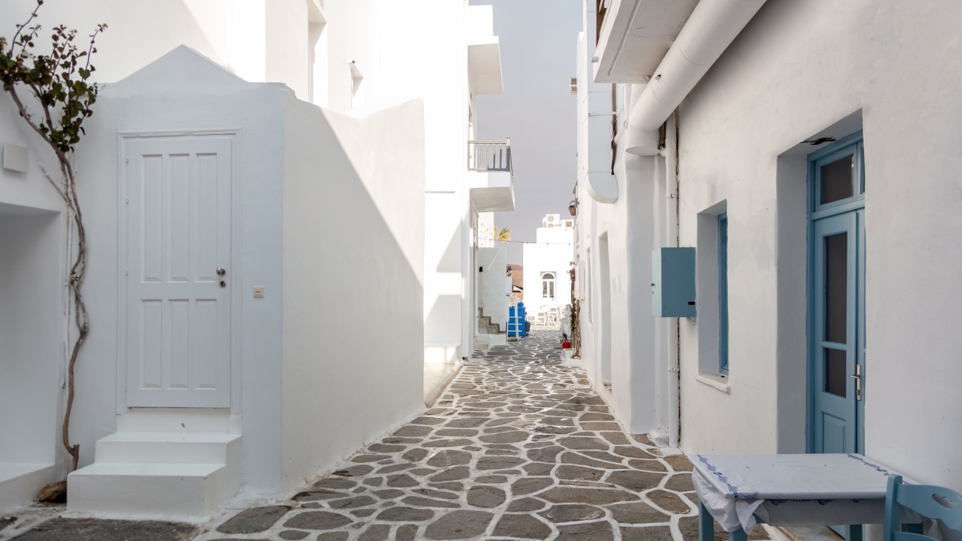 Paros_Street_Grey_Blue_TGR