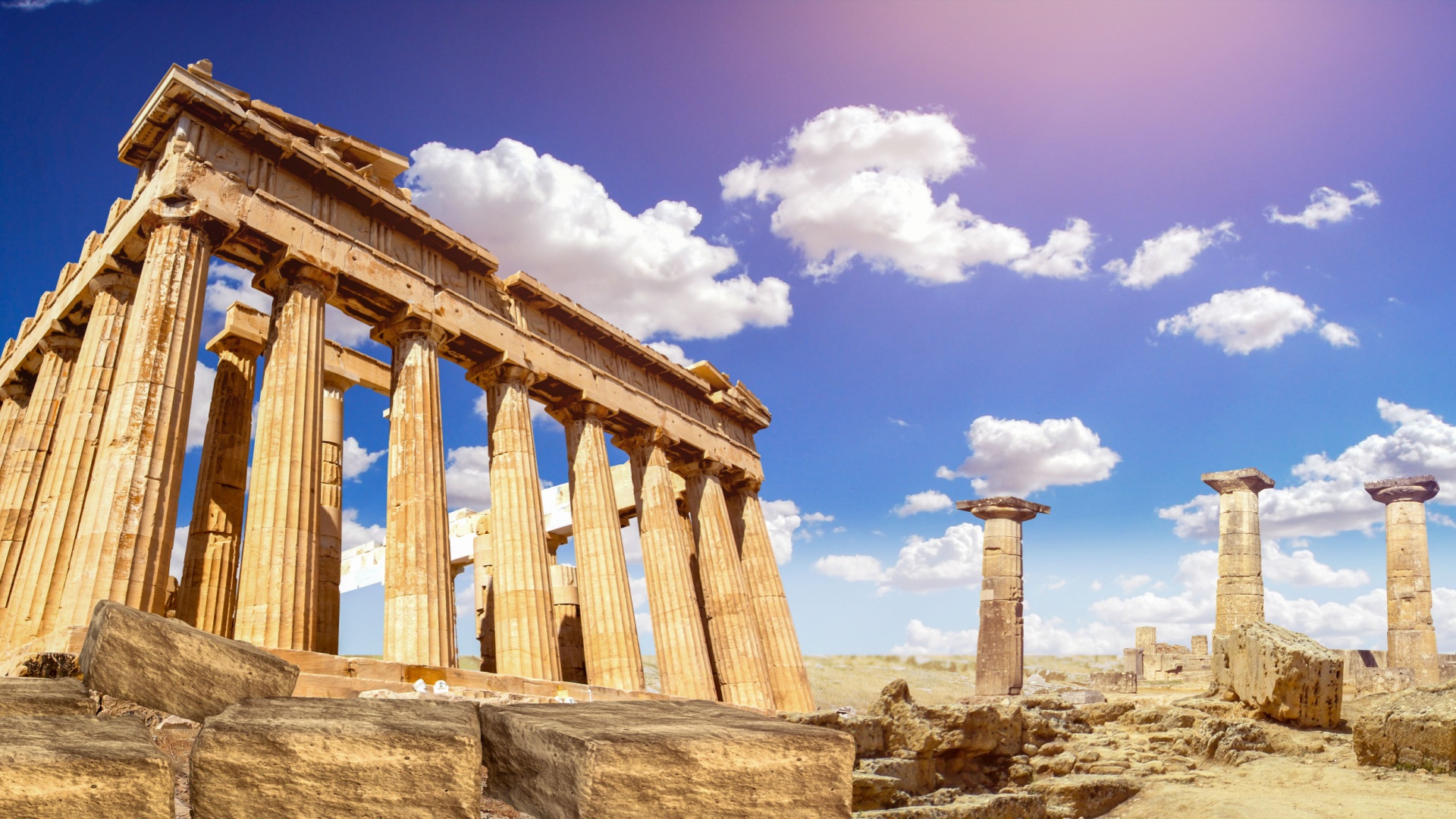 Parthenon_With_Columns