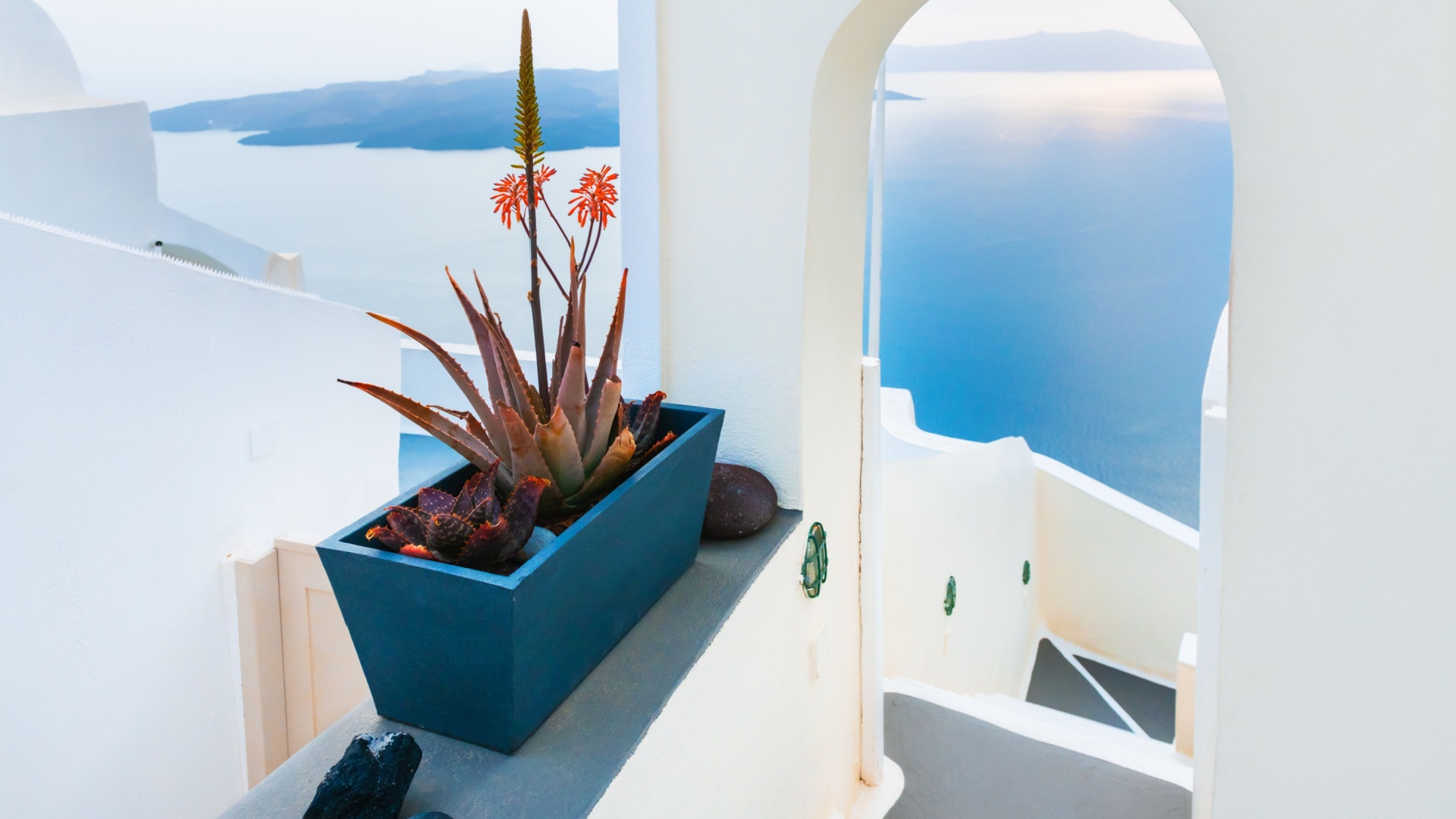 Santorini_Arch_Sea_View_TGR
