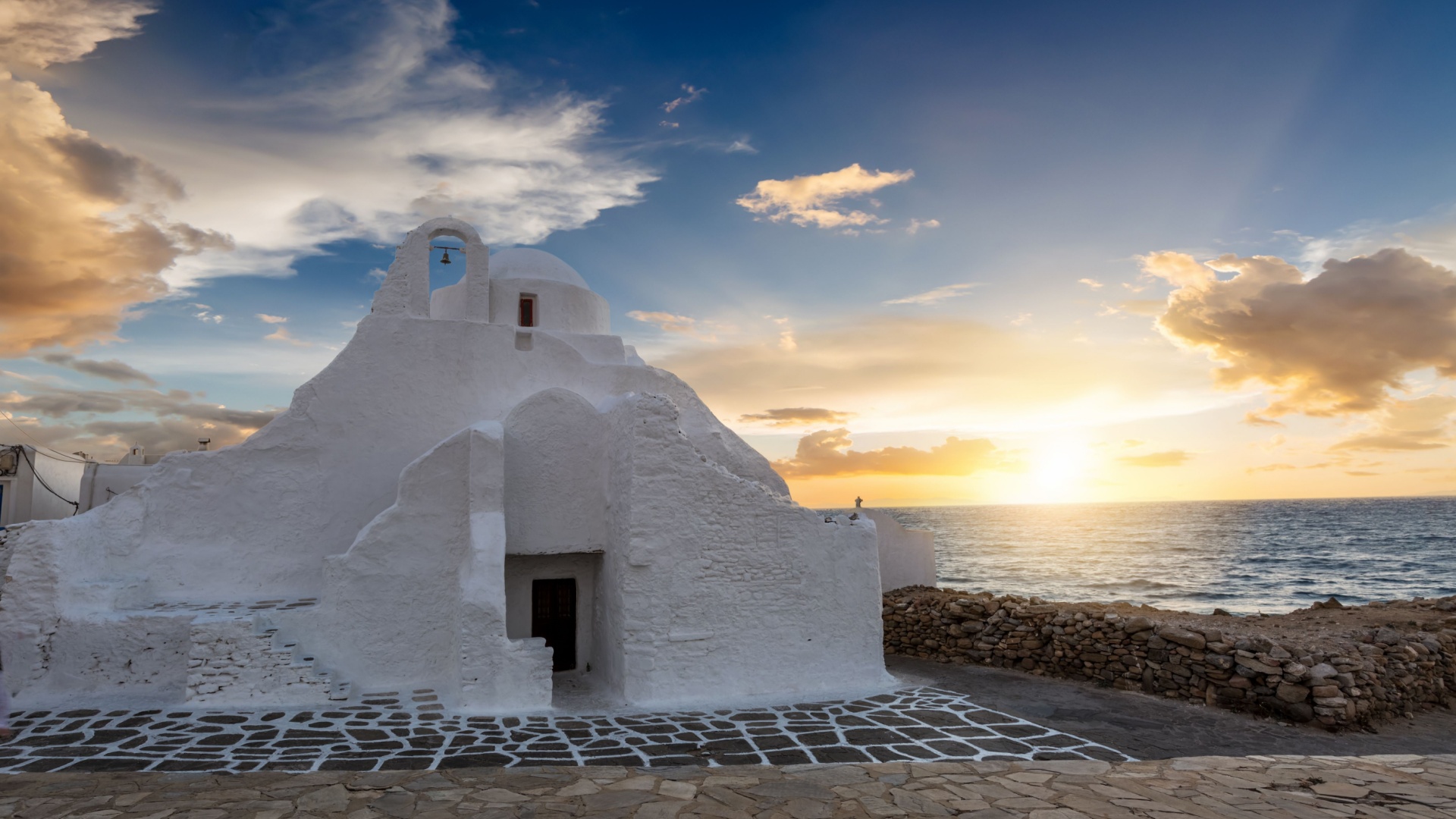 Santorini_Parapotiani_Church